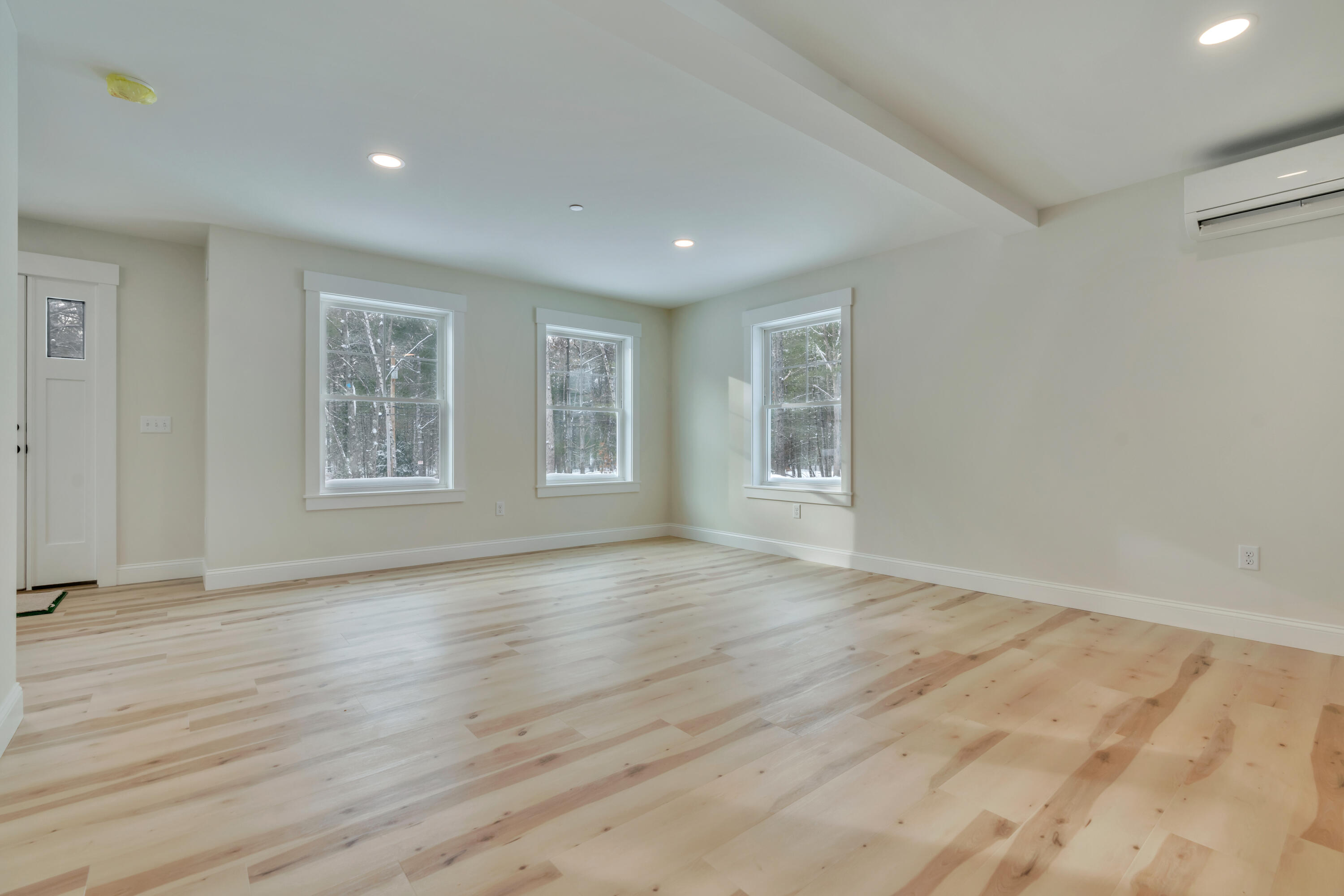 247 Sam Allen Road Sanford, ME 04073 - Photo 9 of 23 1000004026