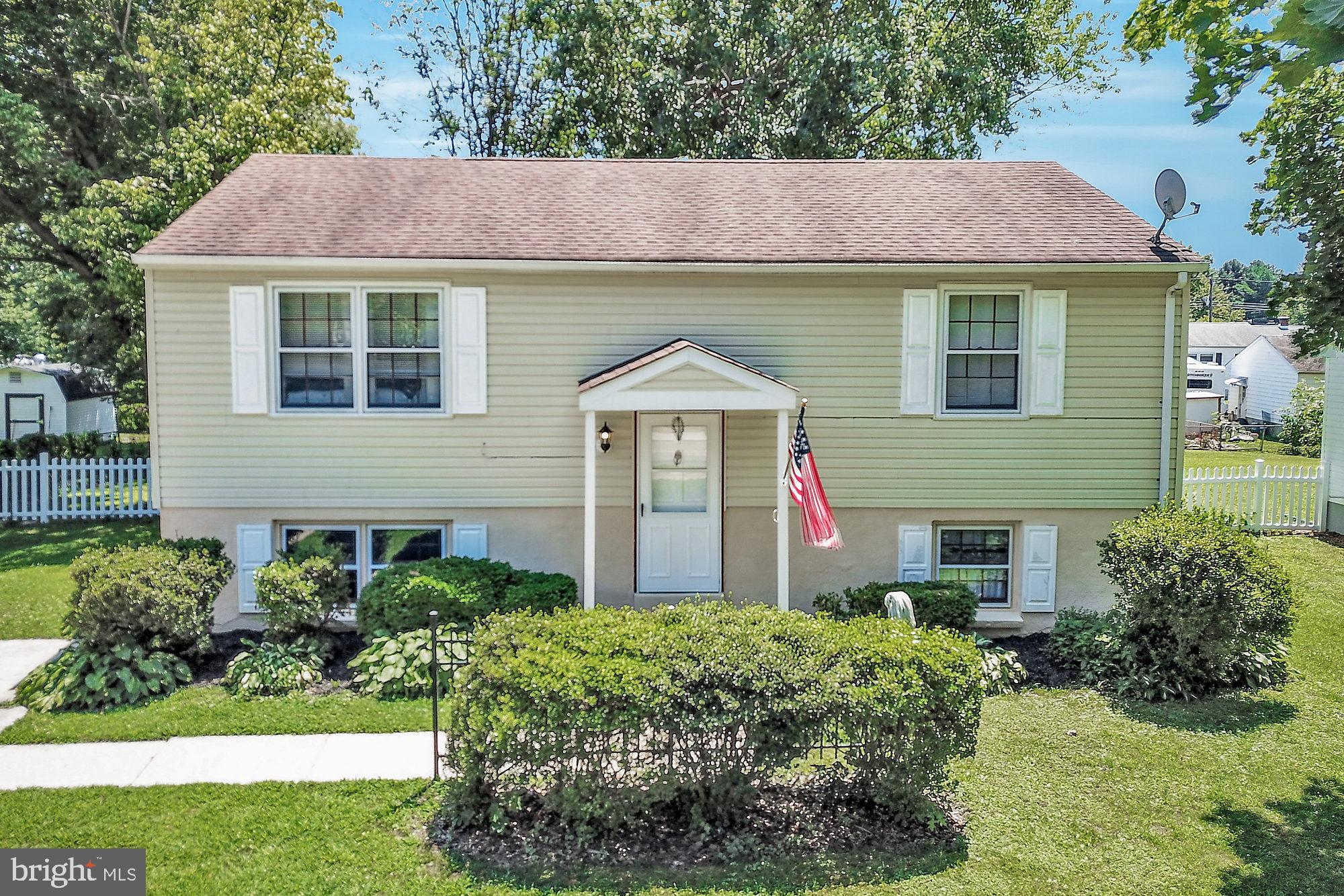 120 Milestone Road Elkton, MD 21921 - Photo 28 of 42 Beautifully landscaped!!