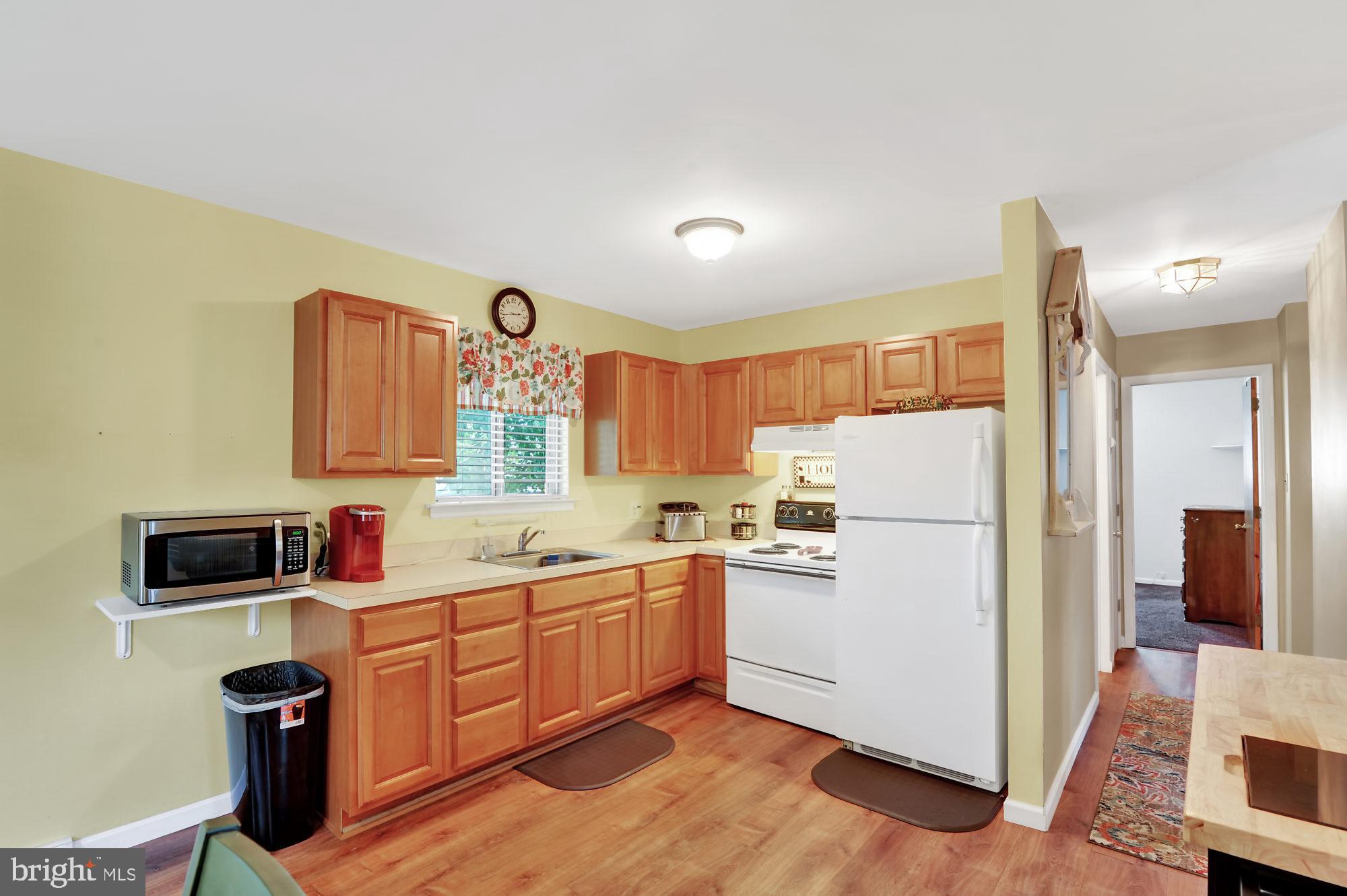 120 Milestone Road Elkton, MD 21921 - Photo 8 of 42 Kitchen access from living room and foyer stairs