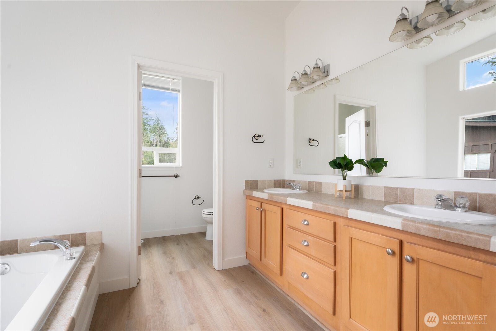 162 West Frostad Road Oak Harbor, WA 98277 - Photo 15 of 34 Gallery Image 15