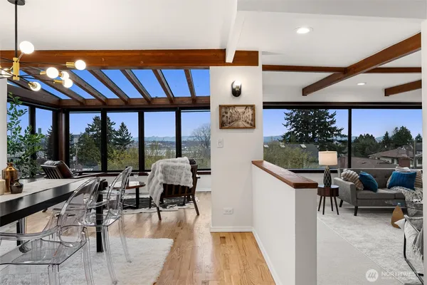 $685,000 | 1627 California Avenue Southwest, Unit 4, Seattle, WA 98116