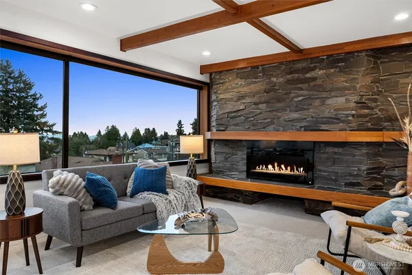 $685,000 | 1627 California Avenue Southwest, Unit 4, Seattle, WA 98116