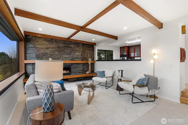 $685,000 | 1627 California Avenue Southwest, Unit 4, Seattle, WA 98116