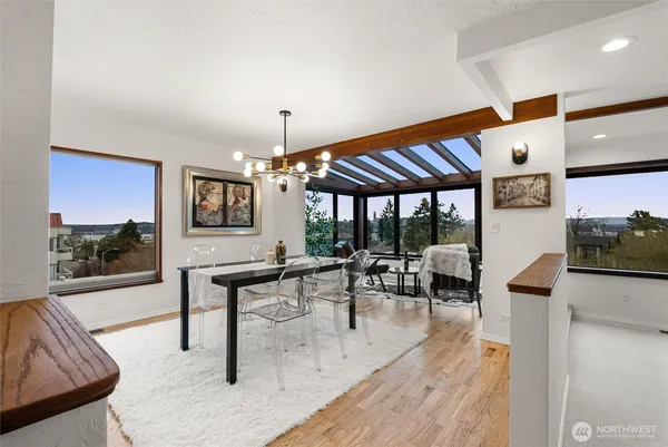 $685,000 | 1627 California Avenue Southwest, Unit 4, Seattle, WA 98116