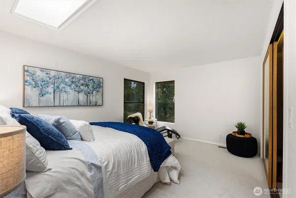 $685,000 | 1627 California Avenue Southwest, Unit 4, Seattle, WA 98116