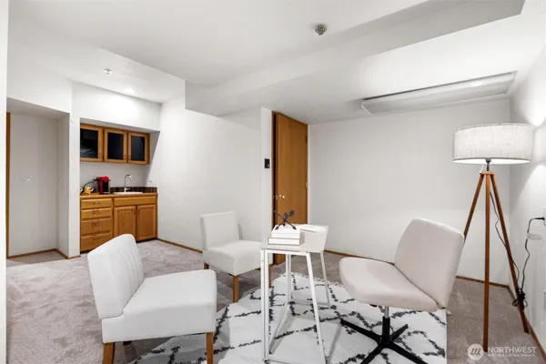 $685,000 | 1627 California Avenue Southwest, Unit 4, Seattle, WA 98116