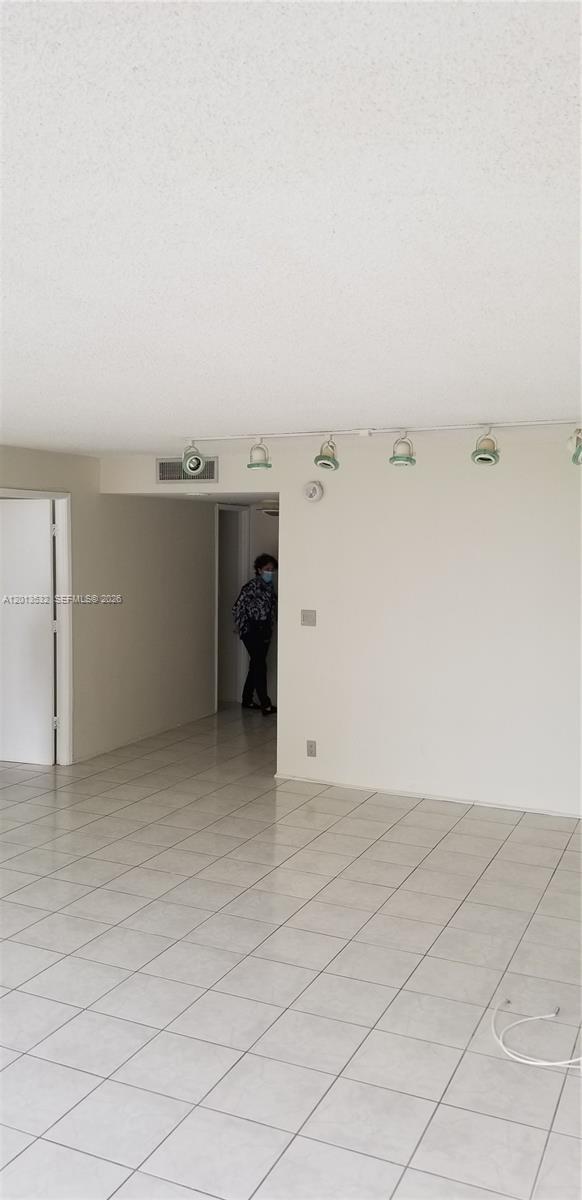 1901 Brickell Avenue, Unit B906 Miami, FL 33129 - Photo 3 of 10