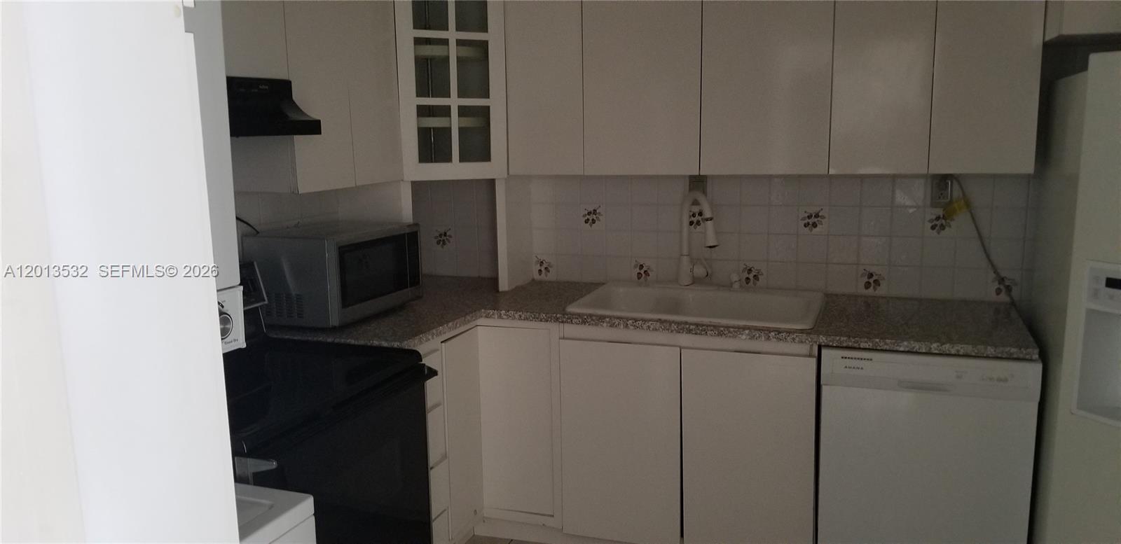 1901 Brickell Avenue, Unit B906 Miami, FL 33129 - Photo 10 of 10