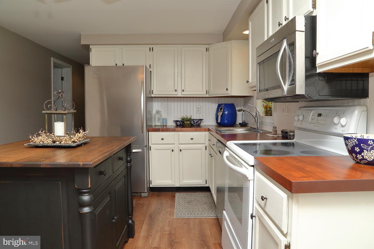 452 School House Road New Providence, PA 17560 - Photo 13 of 29 Gallery Image 13