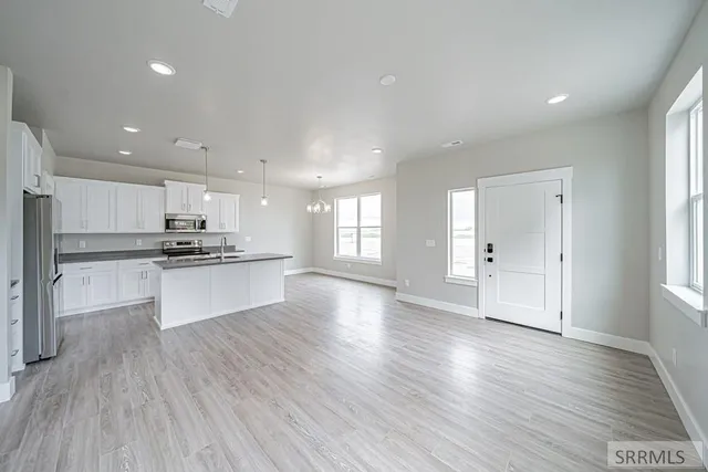 $304,900 | 5600 Trueman Street, Unit E, Chubbuck, ID 83202