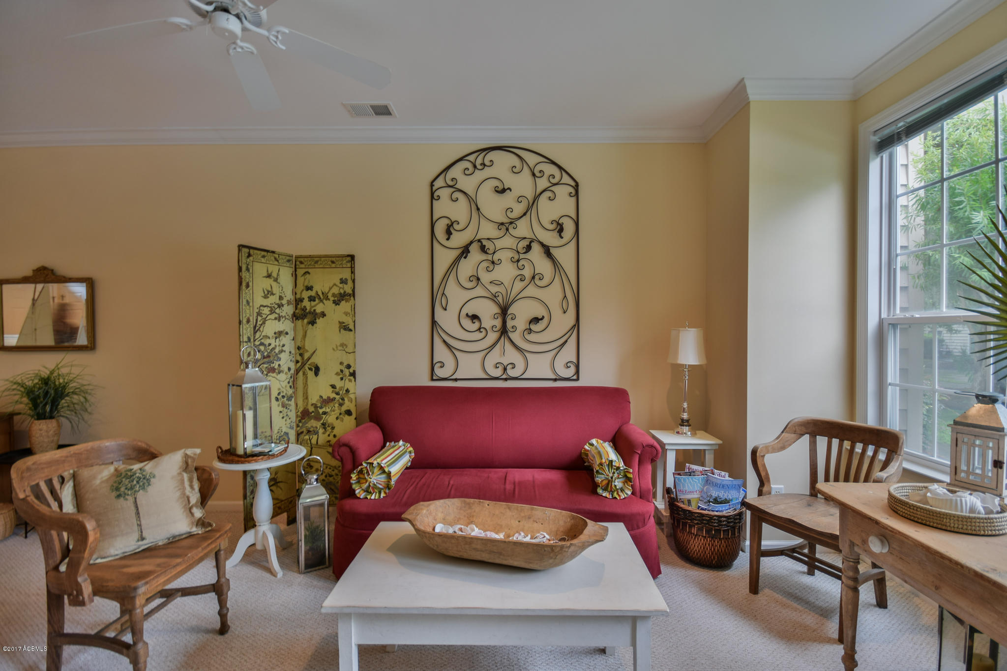 1202 Barnwell Bluff Beaufort, SC 29902 - Photo 4 of 36 Living Room