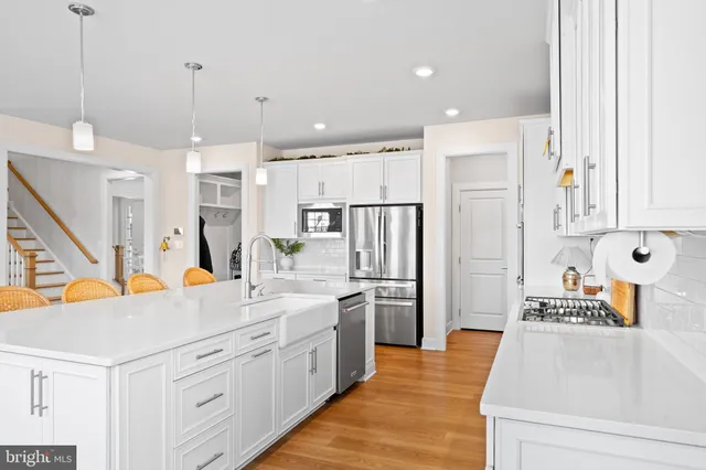 $1,374,900 | 15602 Calum Court, Haymarket, VA 20169