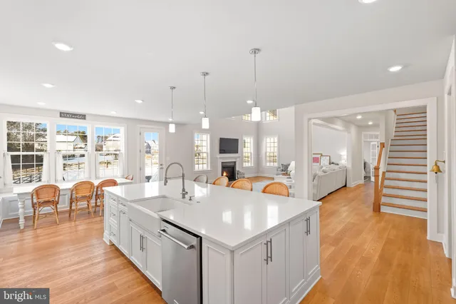 $1,374,900 | 15602 Calum Court, Haymarket, VA 20169