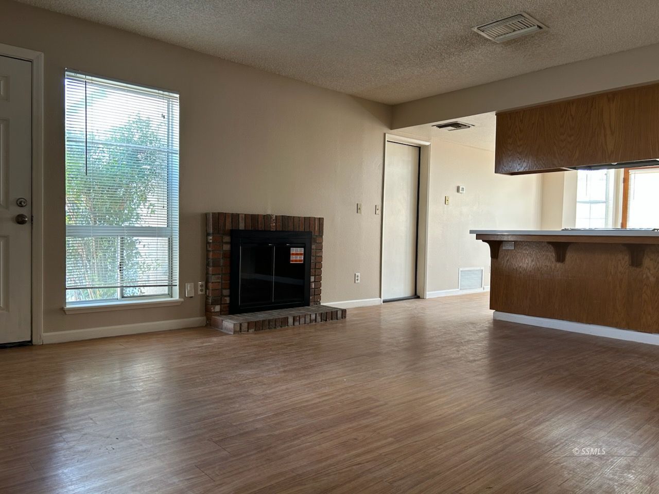 1012 West B W Alene Avenue Ridgecrest, CA 93555 - Photo 4 of 16