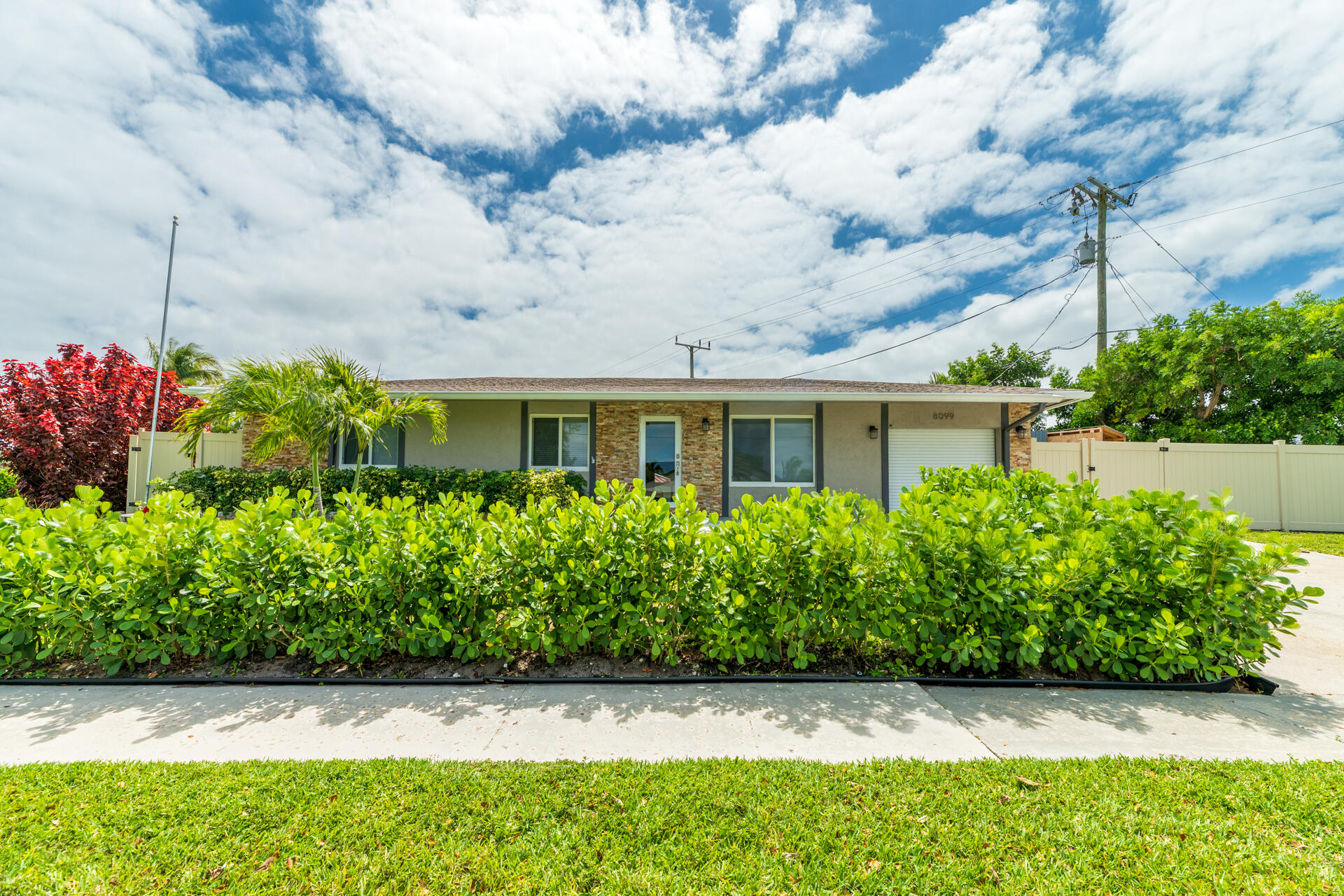 8099 Santa Fe Trail Boca Raton, FL 33487 - Photo 8 of 72 20260415 - 8099 Santa Fe Trail - MR-3