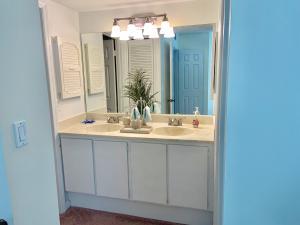 149 Seabreeze Circle Jupiter, FL 33477 - Photo 11 of 28 Master Bath 1