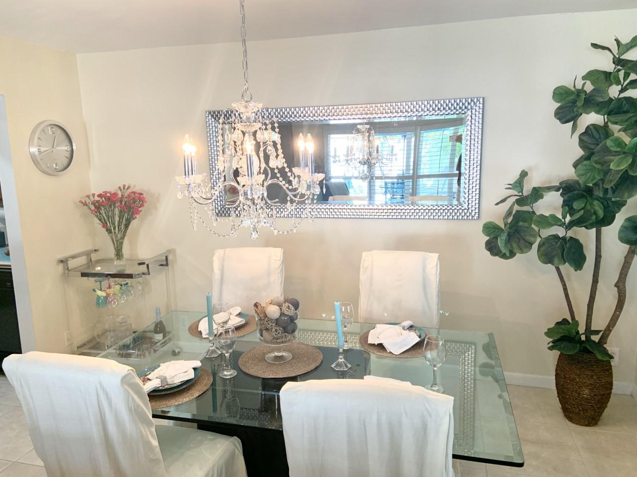 149 Seabreeze Circle Jupiter, FL 33477 - Photo 7 of 28 Dining room