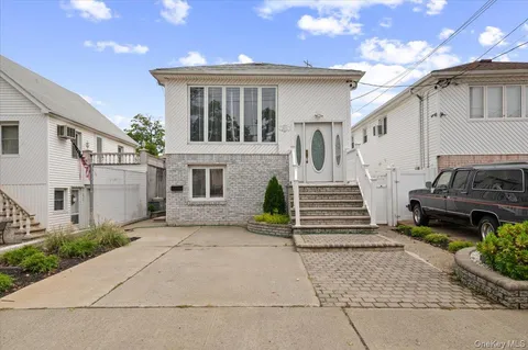 $899,000 | 164-19 89th Street | Howard Beach