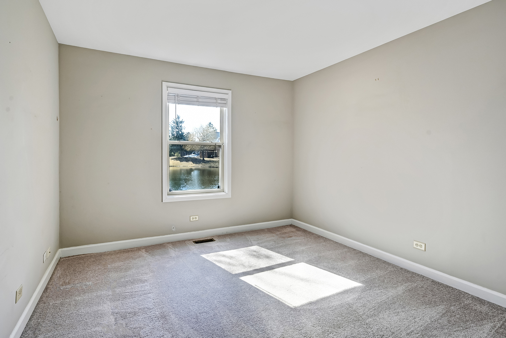 1312 McDowell Road, Unit 102 Naperville, IL 60563 - Photo 14 of 20