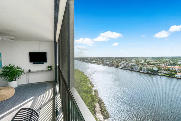 $8,000 | 3420 South Ocean Boulevard, Unit 14X, Highland Beach, FL 33487