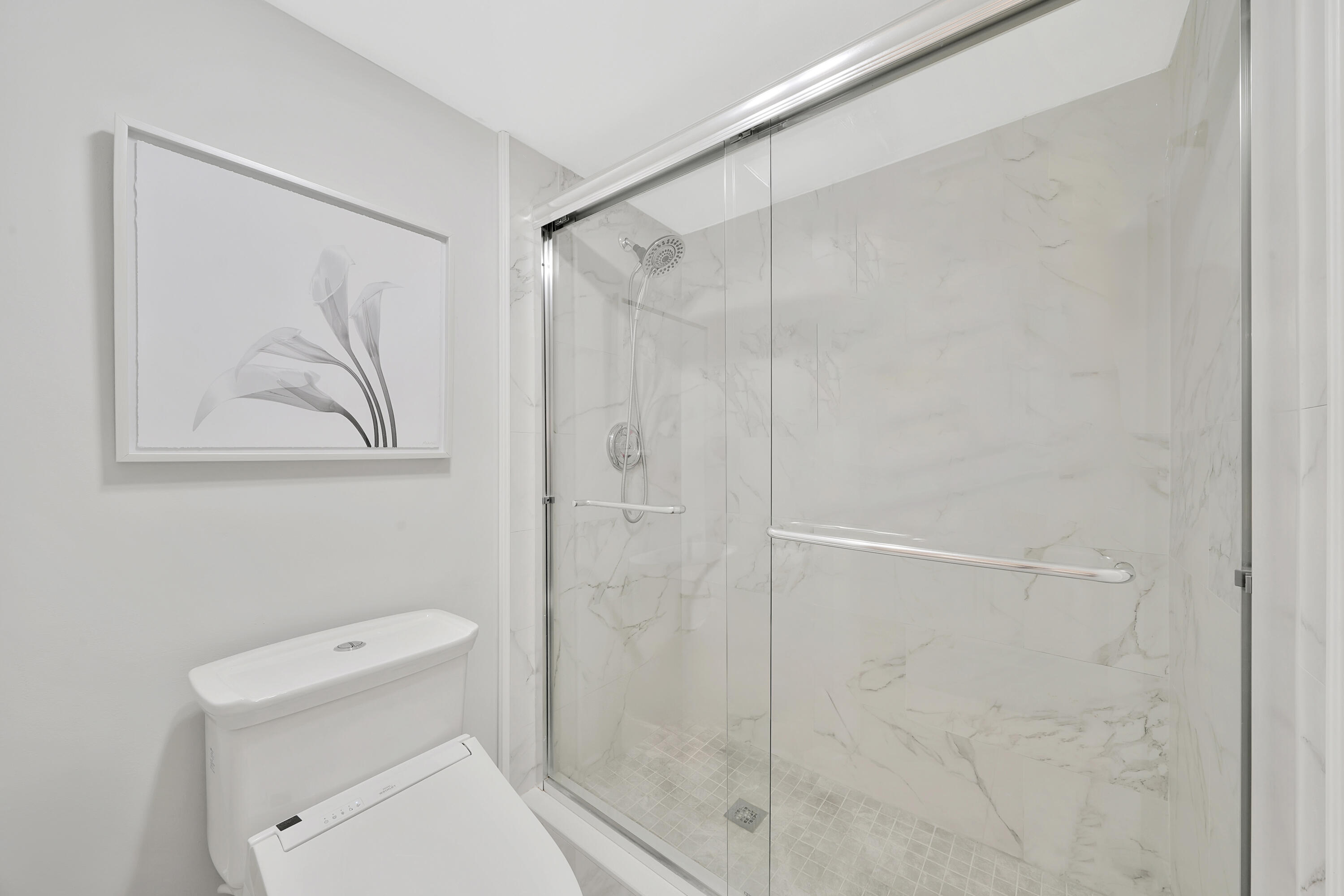 15074 Witney Road, Unit 111 Delray Beach, FL 33484 - Photo 21 of 40 Master Bathroom (3)