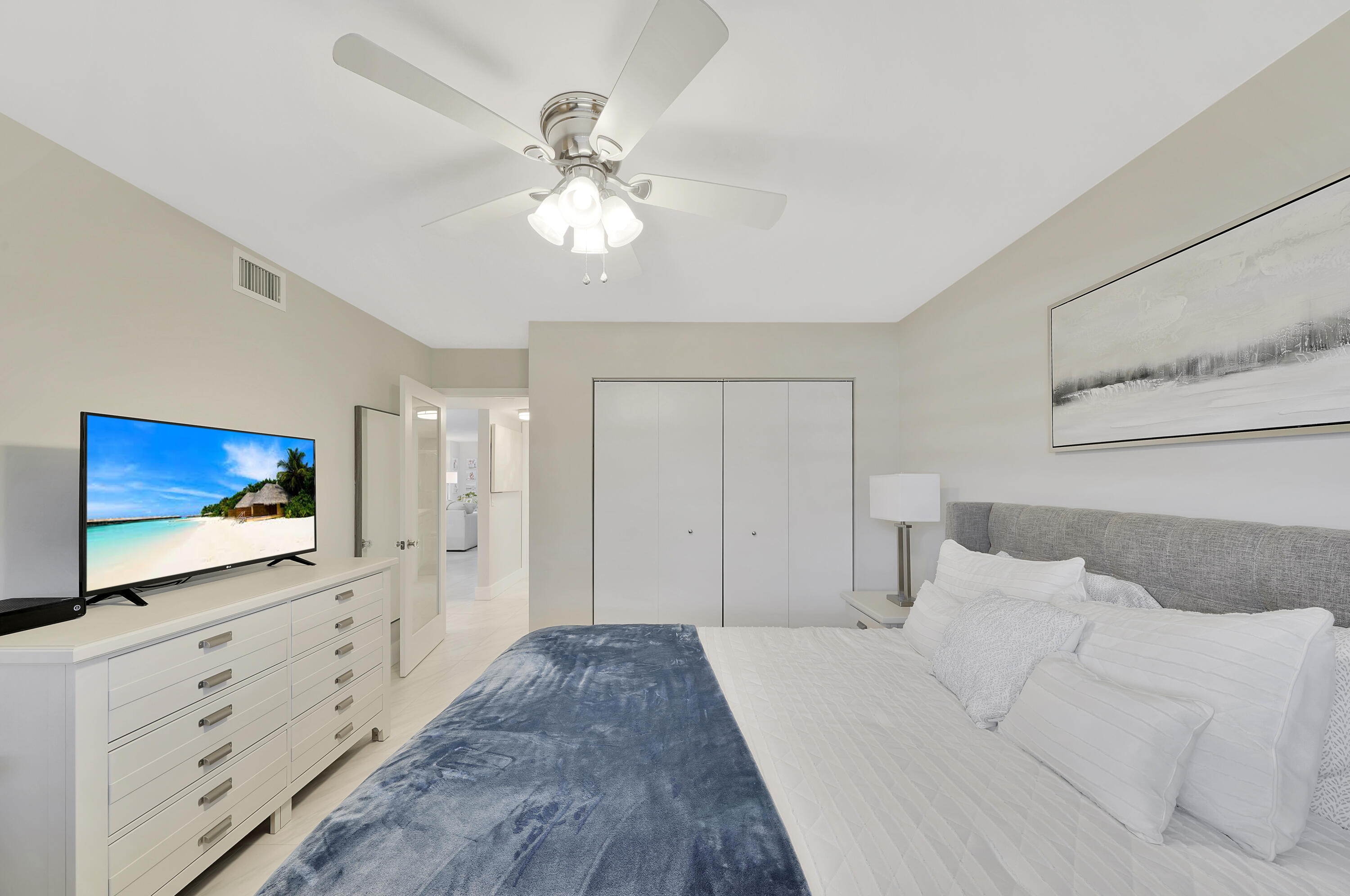 15074 Witney Road, Unit 111 Delray Beach, FL 33484 - Photo 25 of 40 Guest Bedroom (3)