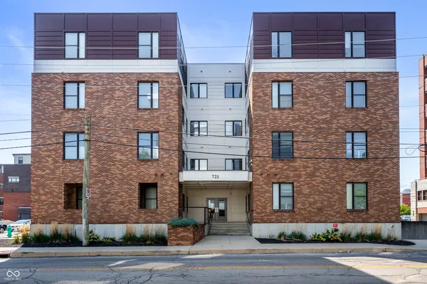 $284,900 | 721 East North Street, Unit 1C, Indianapolis, IN 46202