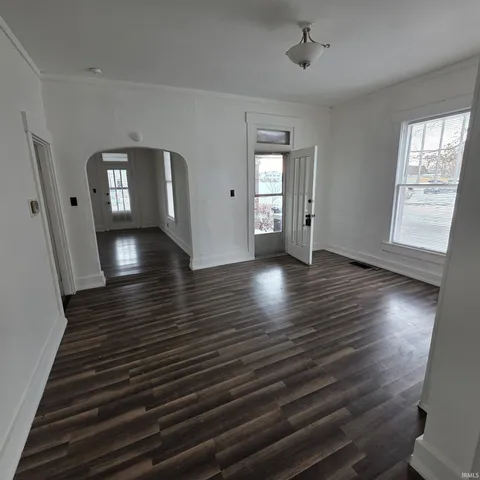 $114,900 | 1701 North Grand Avenue, Connersville, IN 47331