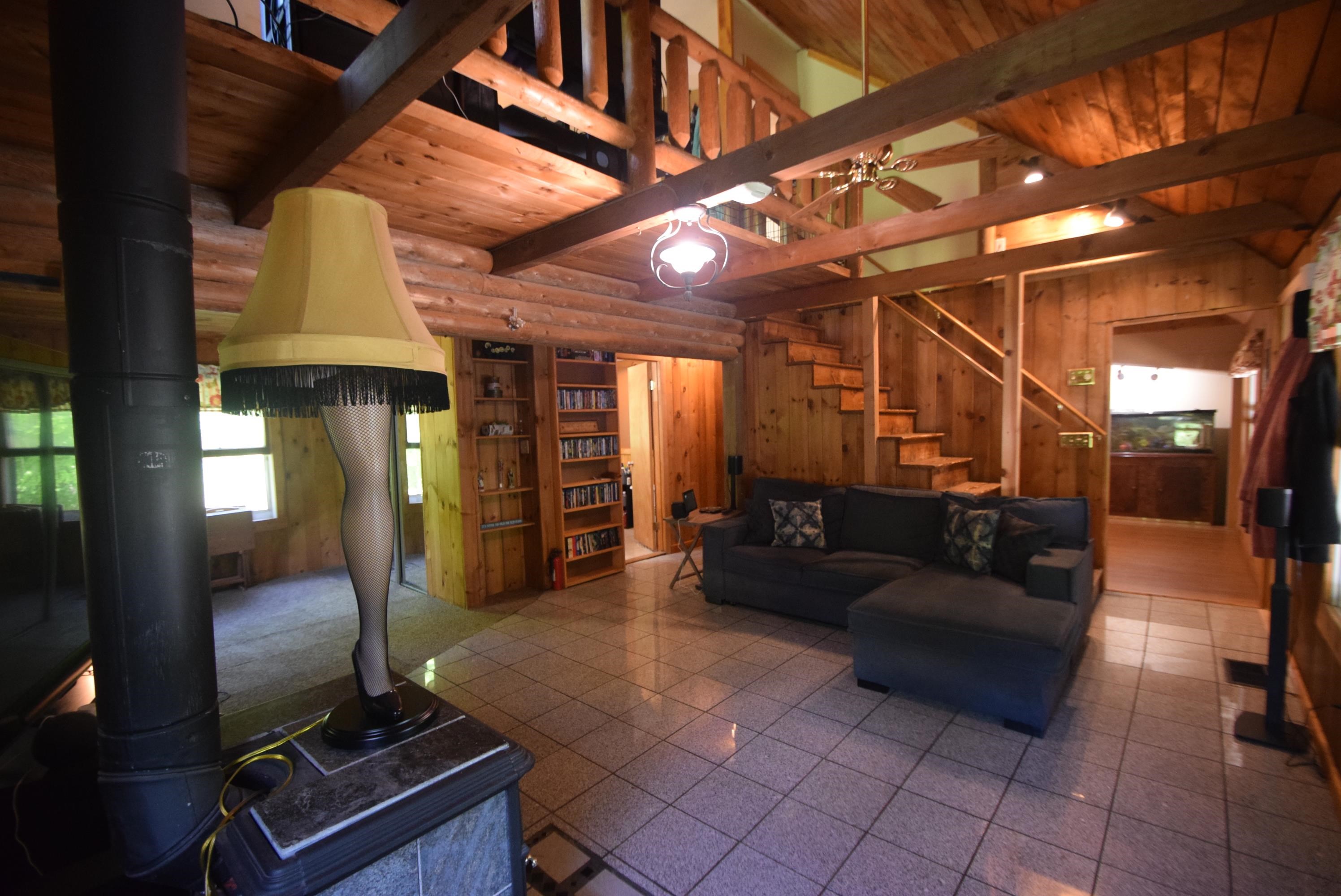 341 Island Pond Road Derry, NH 03038 - Photo 17 of 36