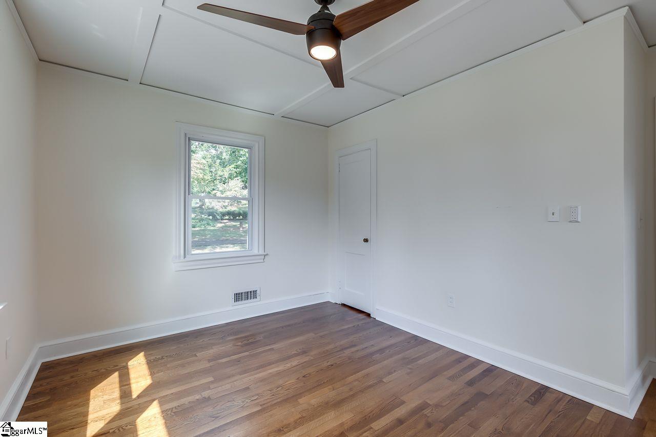 402 South Parker Road Greenville, SC 29609 - Photo 19 of 31
