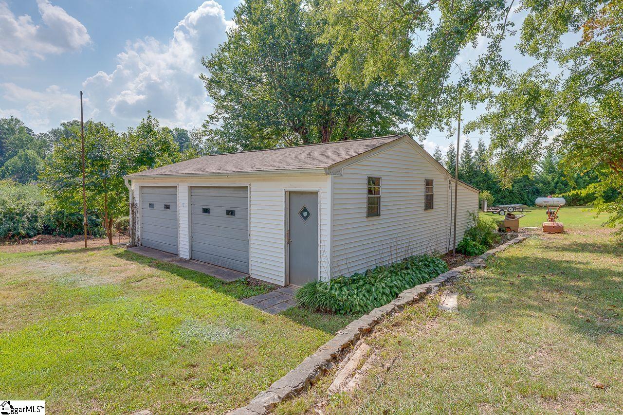 402 South Parker Road Greenville, SC 29609 - Photo 29 of 31