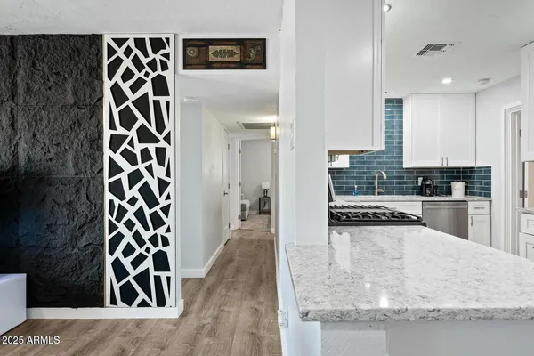 $529,000 | 8050 North 11th Place, Phoenix, AZ 85020