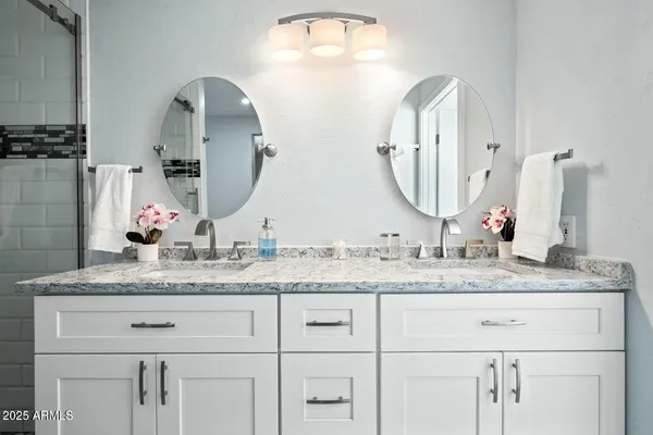 $529,000 | 8050 North 11th Place, Phoenix, AZ 85020