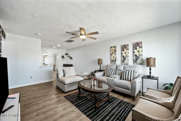 $529,000 | 8050 North 11th Place, Phoenix, AZ 85020