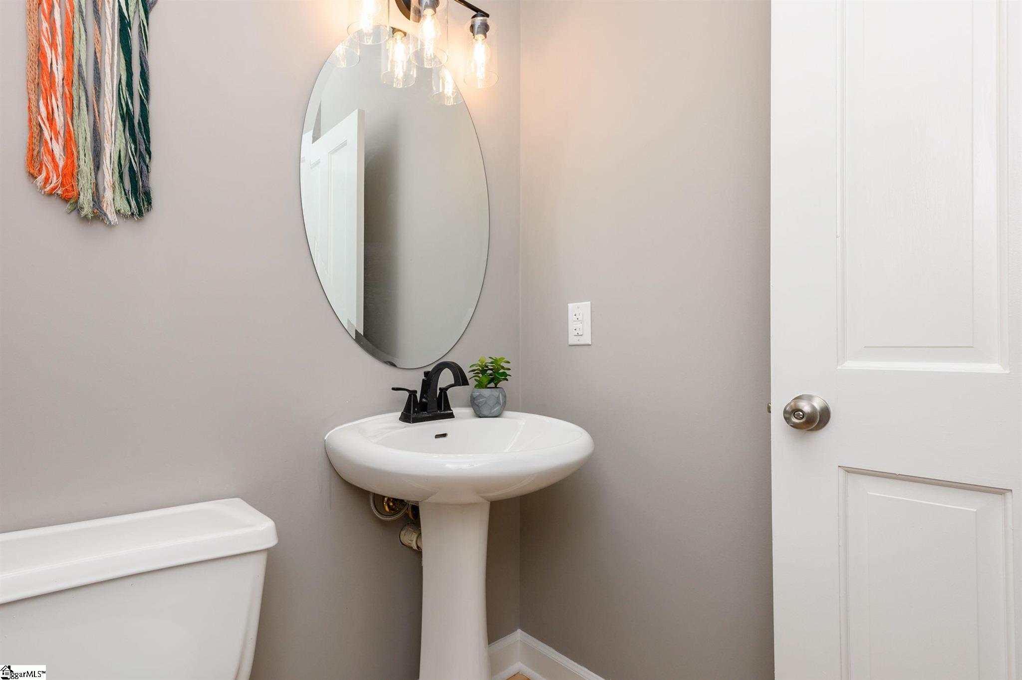 542 Abner Creek Road Greer, SC 29651 - Photo 5 of 36 Gallery Image 5