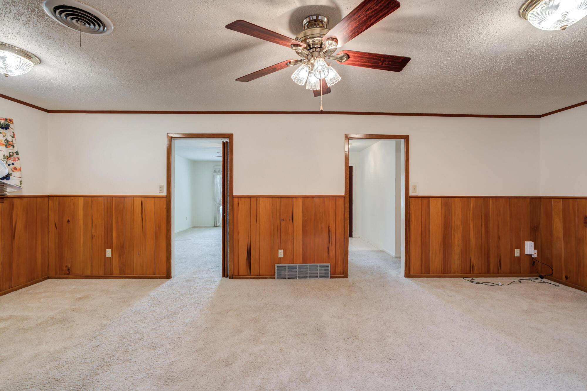 2302 55th Street Lubbock, TX 79412 - Photo 16 of 44 2302-55th-St_Lubbock-TX_30