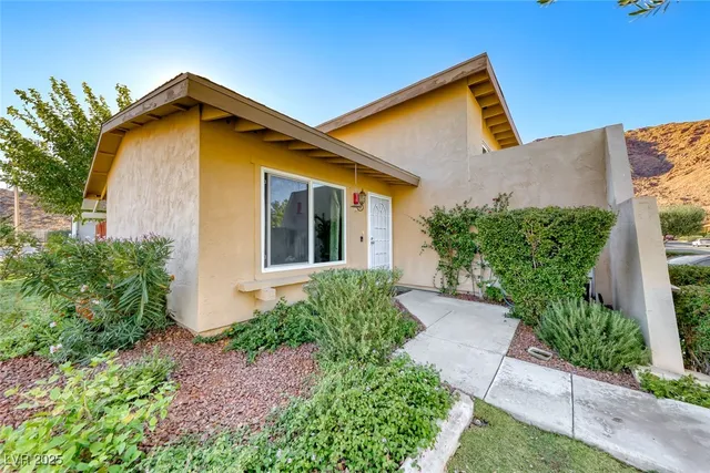 $319,000 | 500 Tara Court, Boulder City, NV 89005