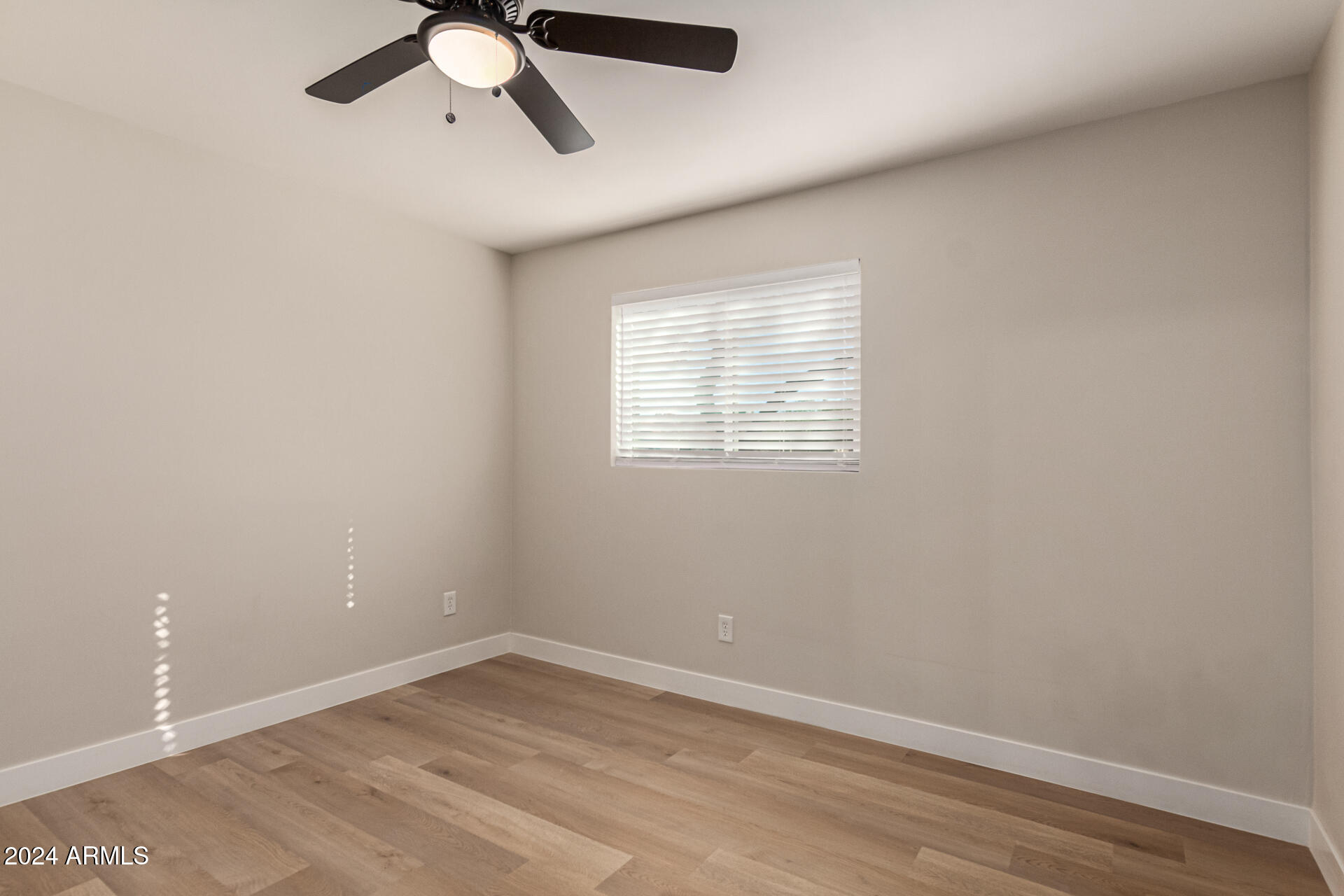 818 West Elna Rae Street Tempe, AZ 85281 - Photo 33 of 52 27-Elna Rae