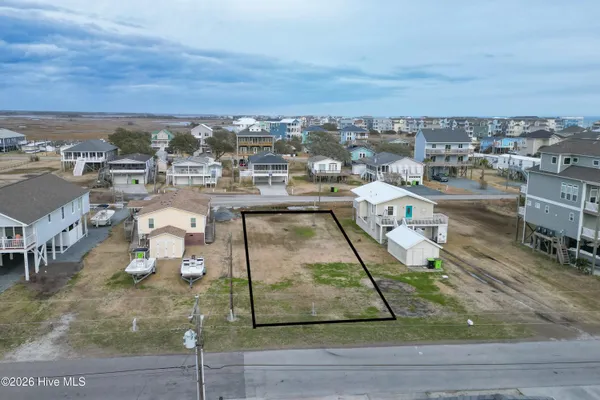 $275,000 | 7026 7th Street, Surf City, NC 28445