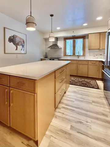 $6,000 | 3121 North 105th Street, Wauwatosa, WI 53222