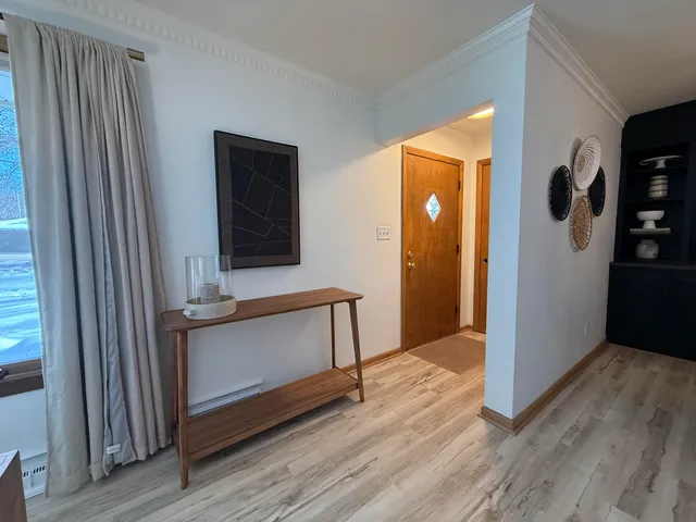 $6,000 | 3121 North 105th Street, Wauwatosa, WI 53222