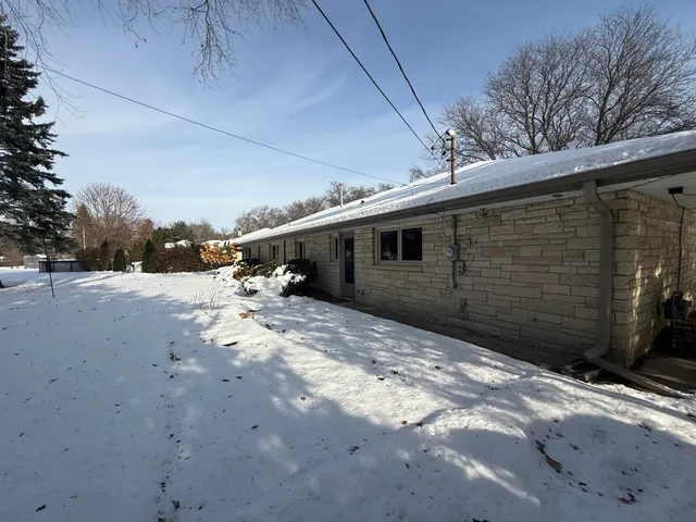 $6,000 | 3121 North 105th Street, Wauwatosa, WI 53222