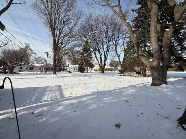 $6,000 | 3121 North 105th Street, Wauwatosa, WI 53222