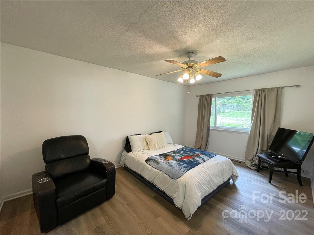 8115 Barncliff Road Charlotte, NC 28227 - Photo 17 of 30 Gallery Image 17