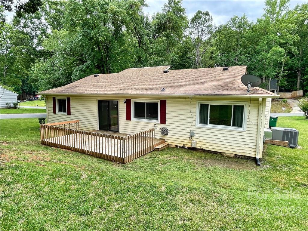 8115 Barncliff Road Charlotte, NC 28227 - Photo 28 of 30 Gallery Image 28