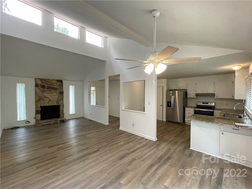 8115 Barncliff Road Charlotte, NC 28227 - Photo 5 of 30 Gallery Image 5
