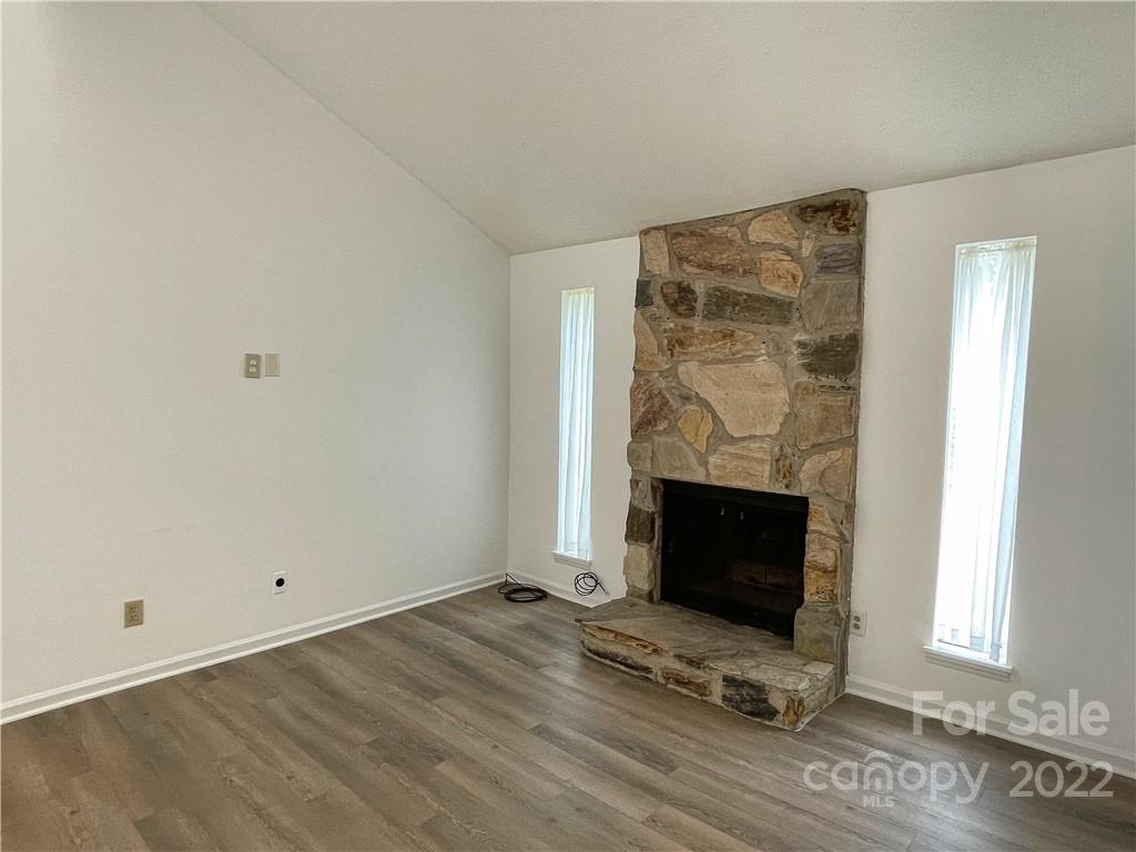 8115 Barncliff Road Charlotte, NC 28227 - Photo 8 of 30 Gallery Image 8