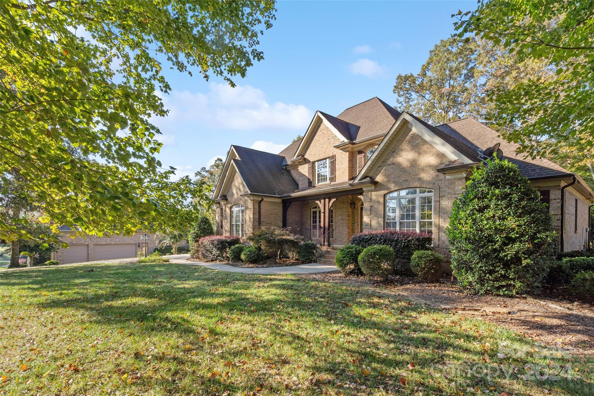 5677 Lake Wylie Road Clover, SC 29710 - Photo 3 of 48 Gallery Image 3