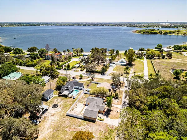 $280,000 | 613 South Willow Avenue, Avon Park, FL 33825