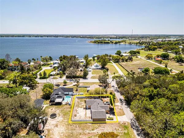 $280,000 | 613 South Willow Avenue, Avon Park, FL 33825